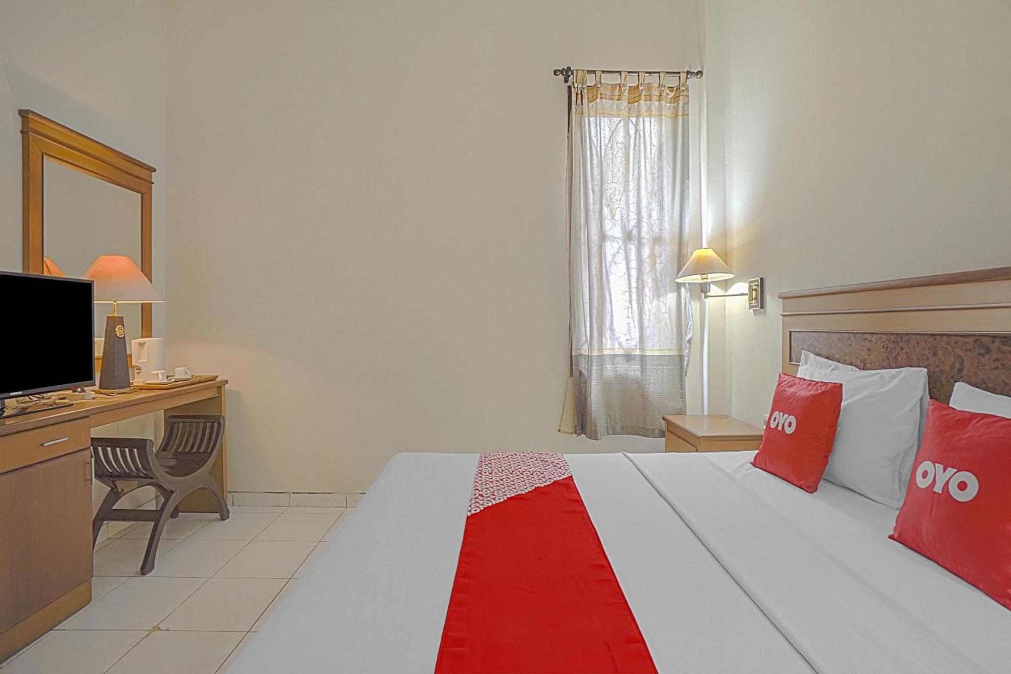Oyo Life 90589 Palem Garden Hotel Tulungagung Esterno foto